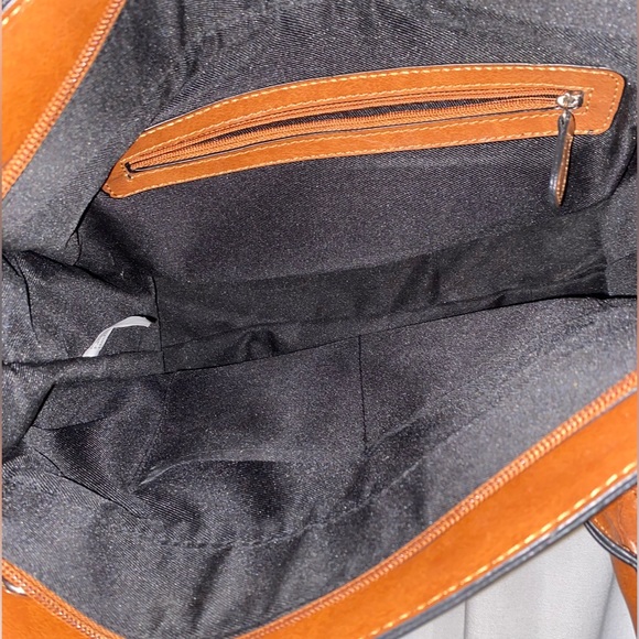 Purse - Picture 2 of 6